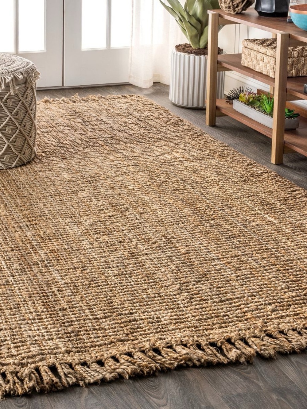 Natural Braided Jute Area Rug - Tan